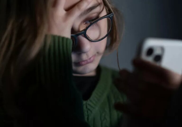 New York wants social media to carry tobacco-style health warnings New York wants social media to carry tobacco-style health warnings