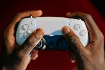 Why PlayStation 6 and Xbox Might Arrive After 2028 Why PlayStation 6 and Xbox Might Arrive After 2028