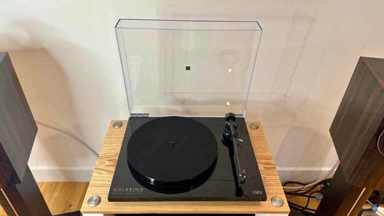 Goldring’s G3 turntable is all about style and convenience, but there’s one aspect I wish I could switch off…