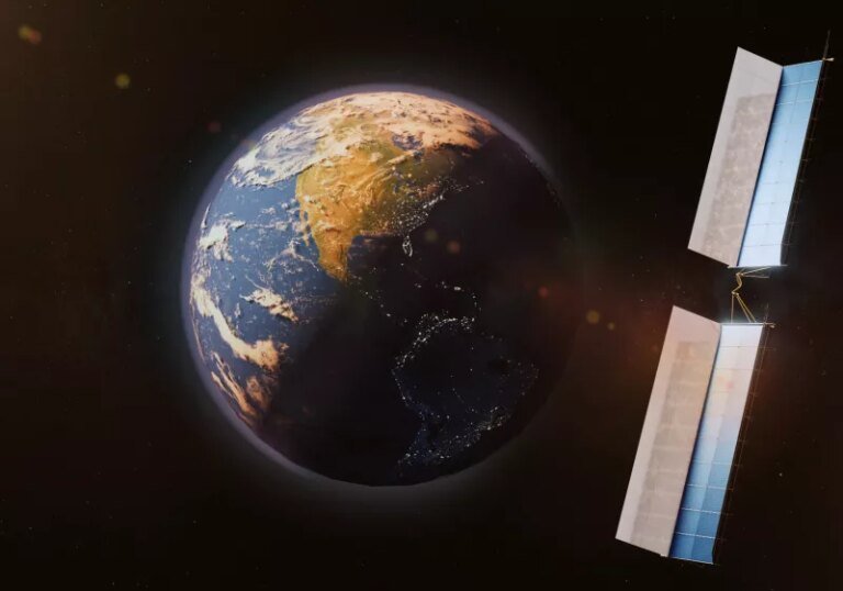 Researchers beam energy from a moving aircraft to test space solar power