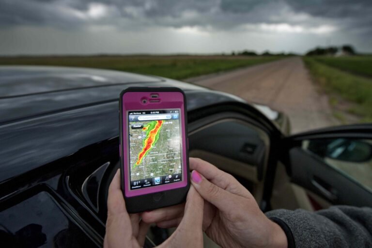 Our 6 Favorite Tornado Alert Apps of 2026
