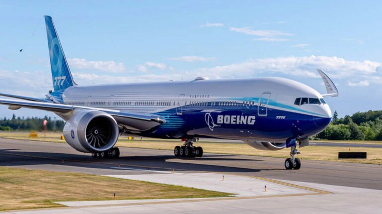 Why The Boeing 777X Has Folding Wings, But Can’t Fly With Them Folded