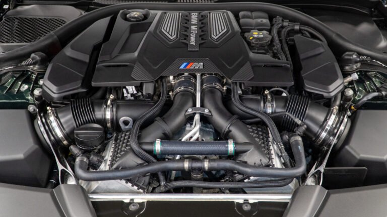 What’s The Difference Between American And European V8 Engines? What’s The Difference Between American And European V8 Engines?