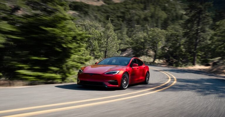 Tesla discontinuing Model S and Model X to make room for robots