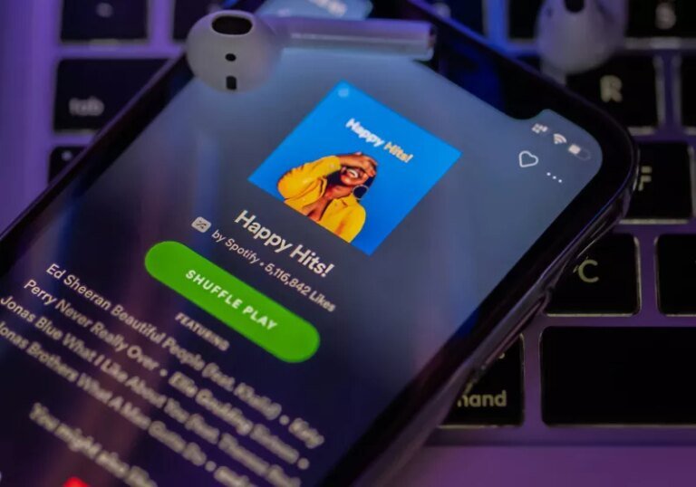 Spotify hits a new milestone: one-third of global music revenue