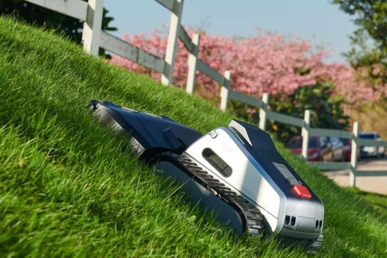 Lymow One Plus Robotic Lawn Mower Preorders Open With $500 Early Discount