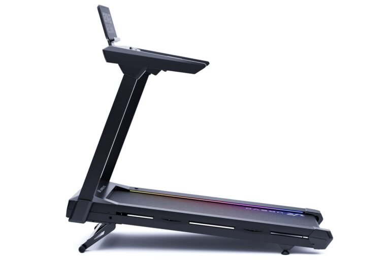 Why a Marathon Runner Who Hates Treadmills Is Curious About This AI-Powered One