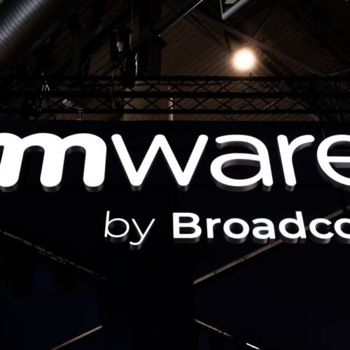 Most VMware users still “actively reducing their VMware footprint,” survey finds Most VMware users still “actively reducing their VMware footprint,” survey finds