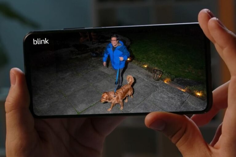 Hands-On With the Blink Outdoor 4 Floodlight Camera and Its Alexa-Ready Setup