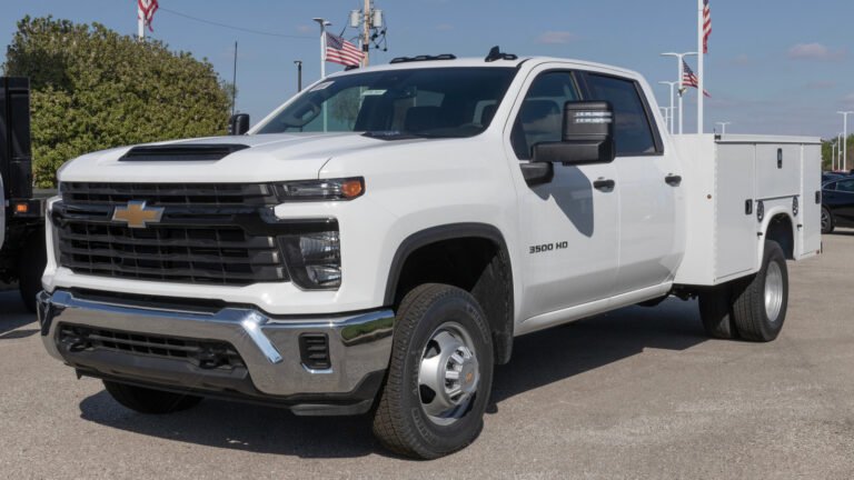 These Chevy Trucks Are Running Out Of Gas Prematurely (And GM Doesn’t Know Why)