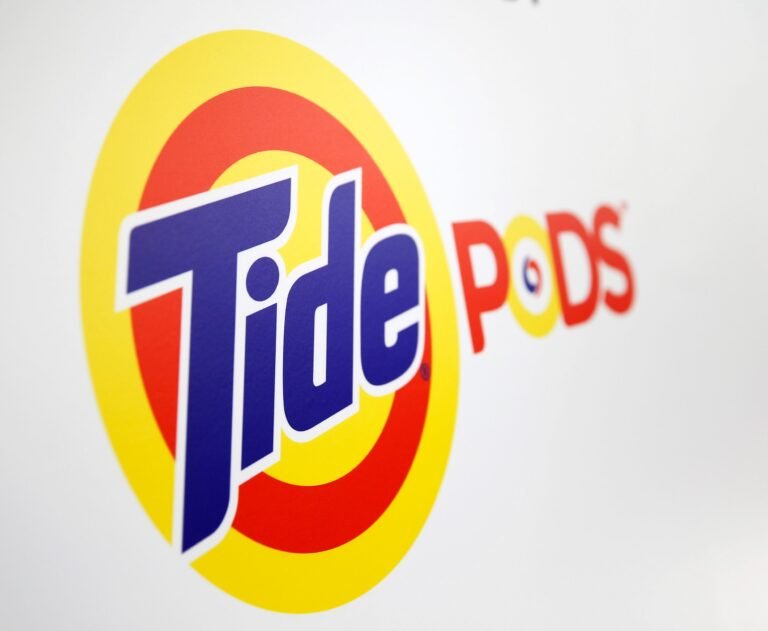 Tide’s Evo Tiles Are a Fresh, Overengineered Take on the Tide Pod