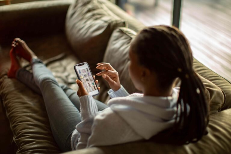 You Don’t Need iCloud to Back Up Your iPhone Photos